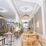 فندق Alda Centro 3*