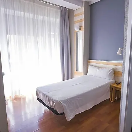 Alda Centro Hotel 3*